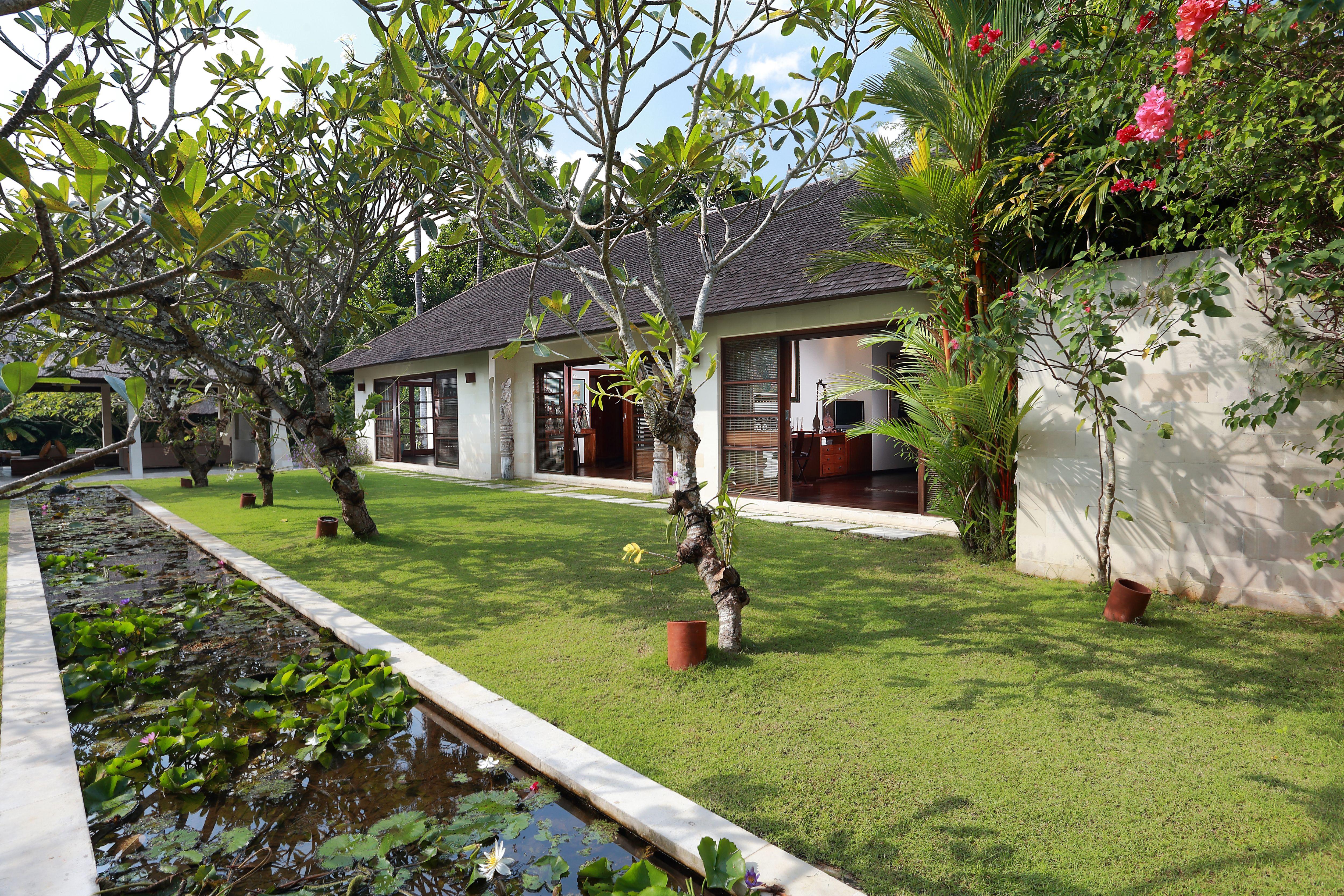 Villa Bali Asri Семиняк Екстериор снимка