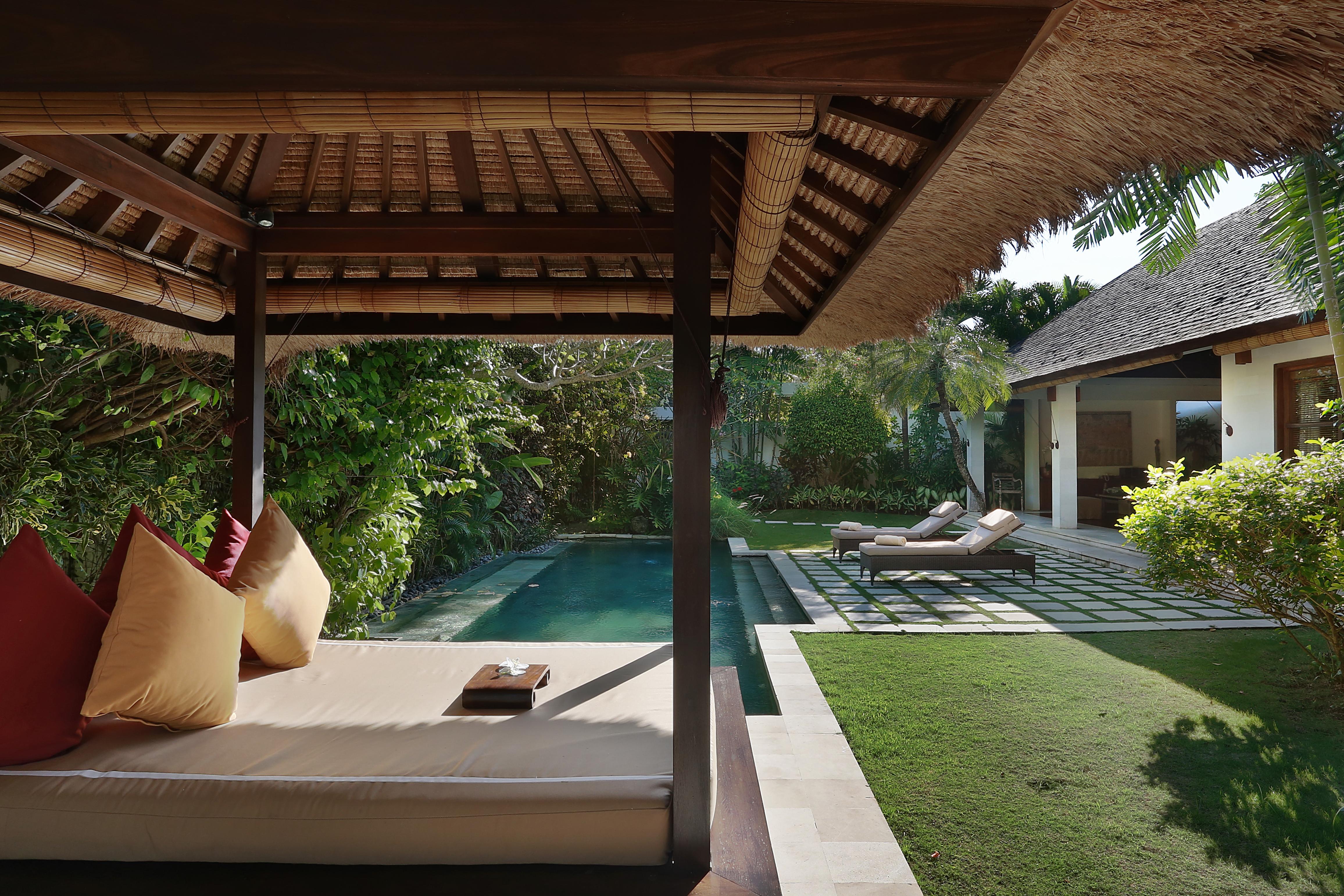 Villa Bali Asri Семиняк Екстериор снимка