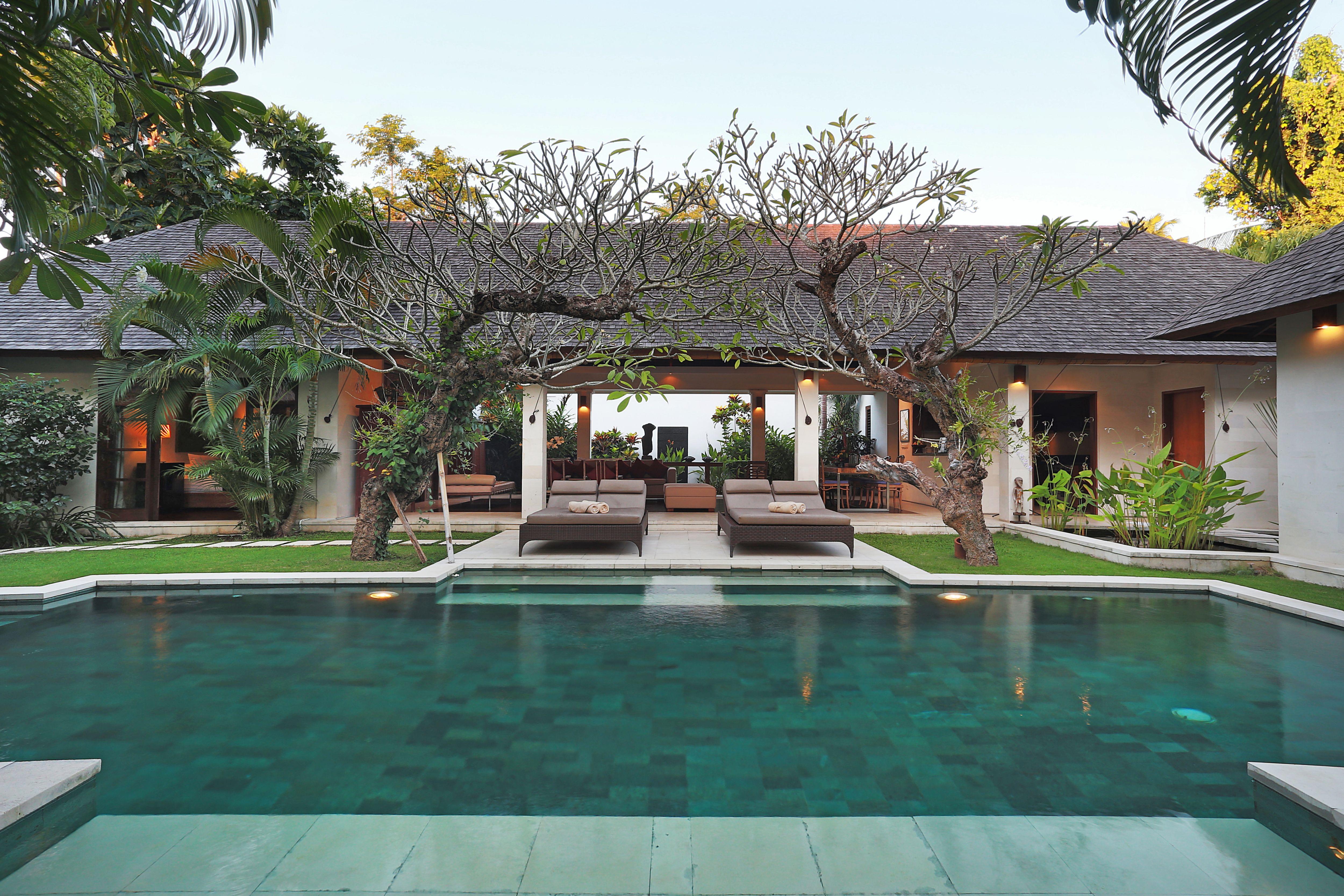 Villa Bali Asri Семиняк Екстериор снимка
