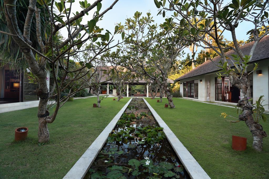 Villa Bali Asri Семиняк Екстериор снимка